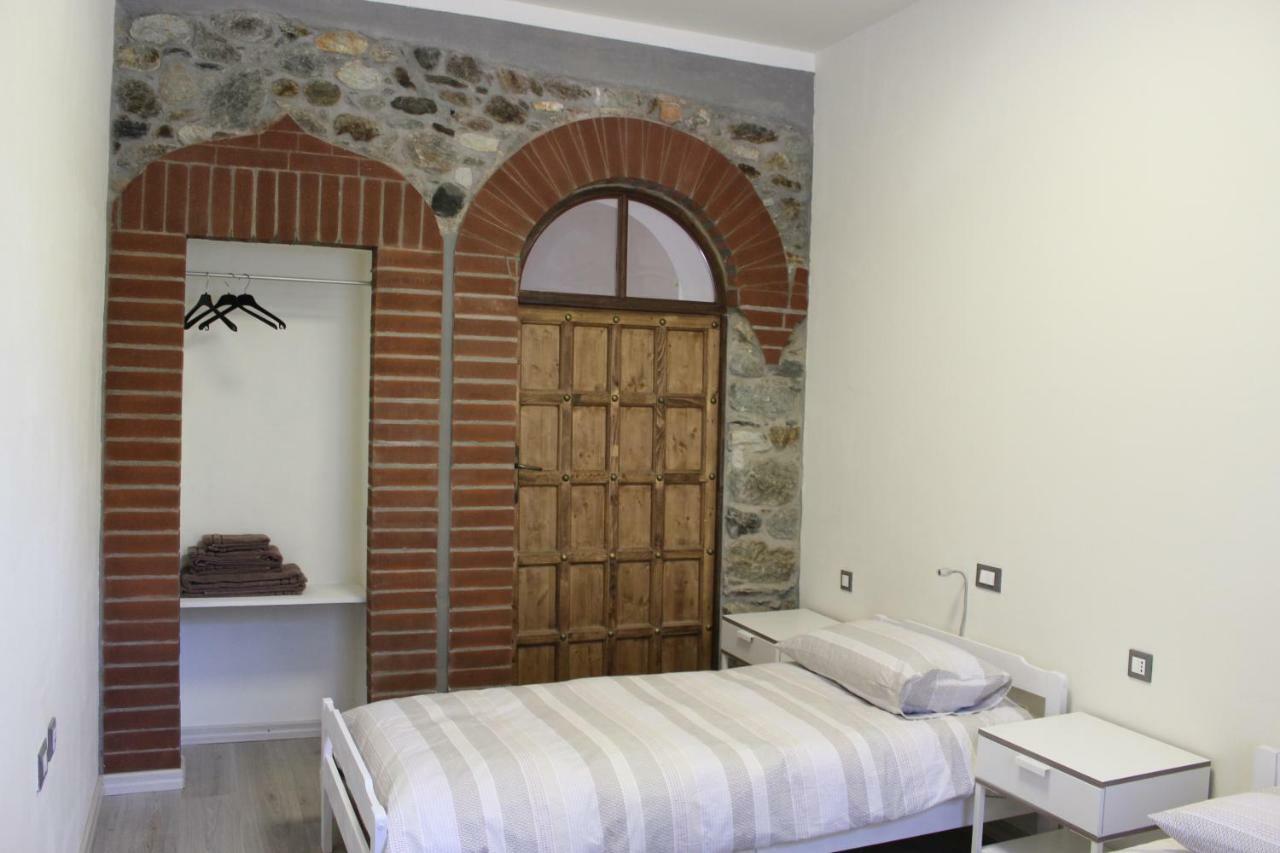 Passaggio A Nord Ovest Hotel Settimo Vittone Exterior foto